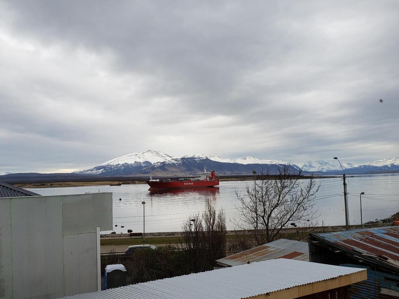 Antiguos Bed And Breakfast Puerto Natales Exterior photo